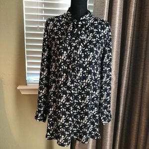 Loft Maturity Blue & Black Flower Neck Tie Shirt M